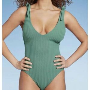 Shade & Shore ribbed green tie shoulder one piece swimsuit M